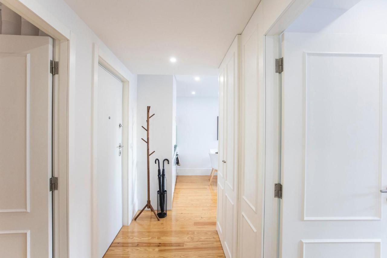 City Center 2Br Flat W/ Ac By Lovelystay Порто Екстериор снимка