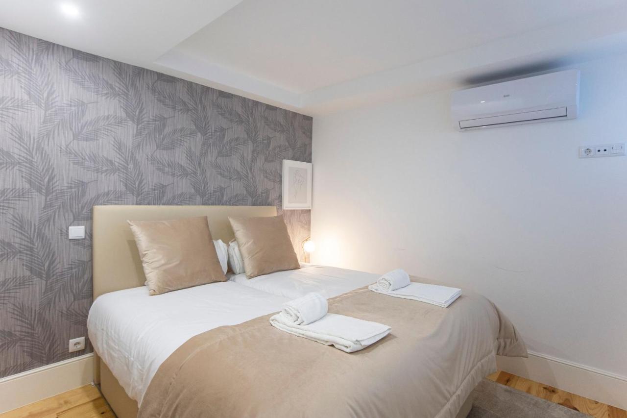 City Center 2Br Flat W/ Ac By Lovelystay Порто Екстериор снимка