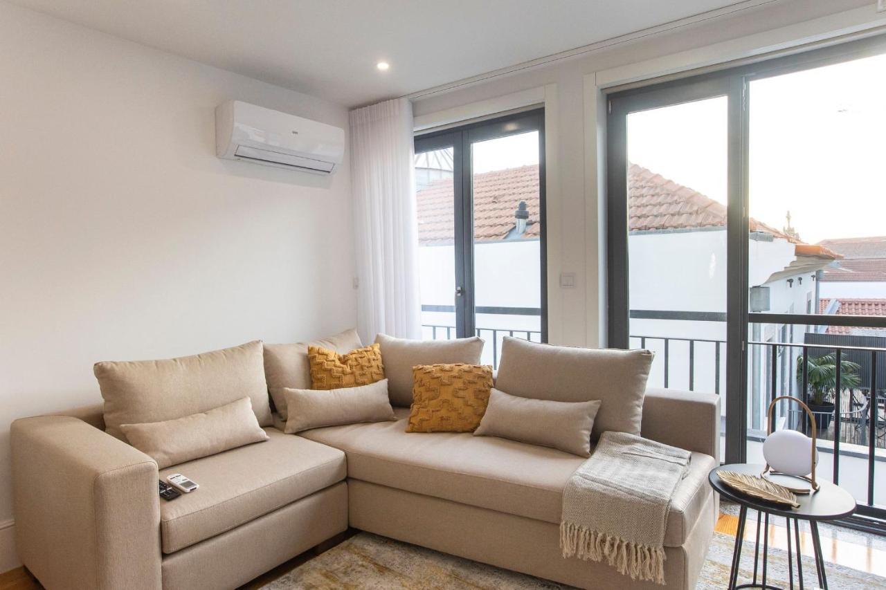 City Center 2Br Flat W/ Ac By Lovelystay Порто Екстериор снимка