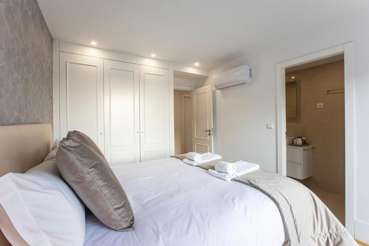 City Center 2Br Flat W/ Ac By Lovelystay Порто Екстериор снимка