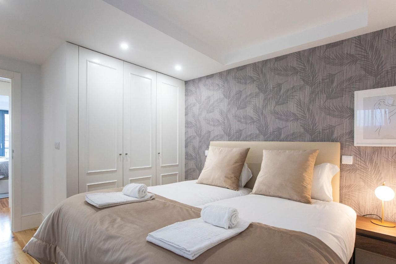 City Center 2Br Flat W/ Ac By Lovelystay Порто Екстериор снимка